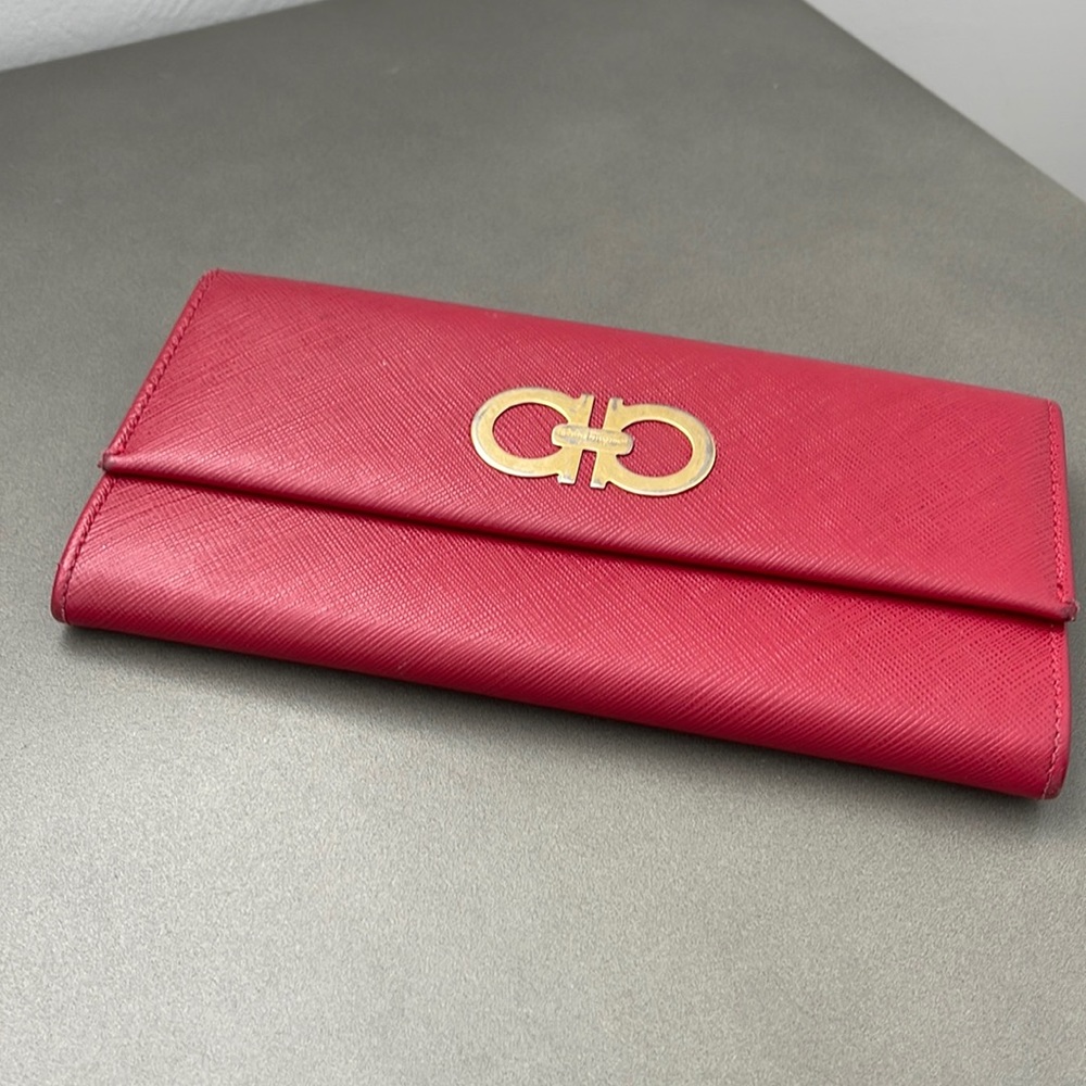 Ferragamo red wallet